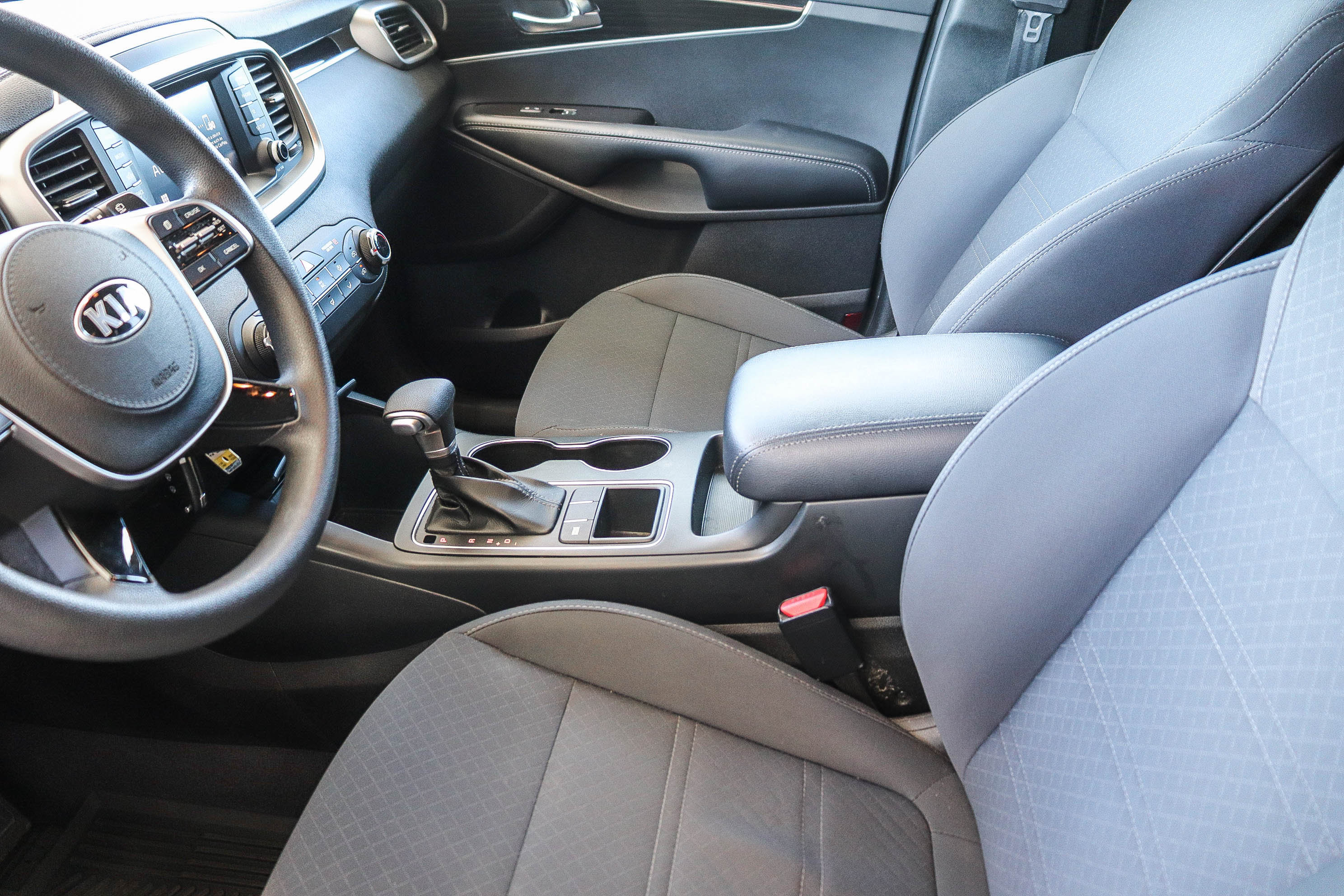 Used 2019 Kia Sorento L FWD image 23