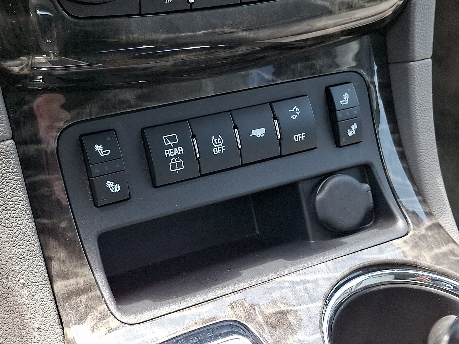 Used 2014 Buick Enclave Leather w/ Trailering Provision Package AWD/4WD image 26