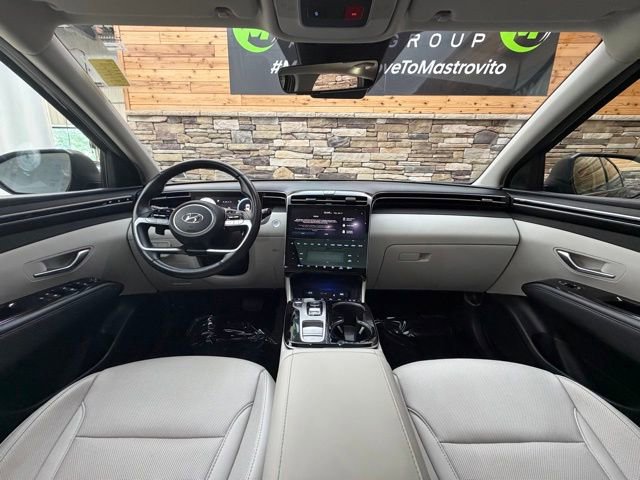 Used 2024 Hyundai Tucson Limited AWD/4WD image 16