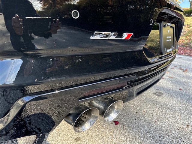 Used 2021 Chevrolet Camaro ZL1 image 28