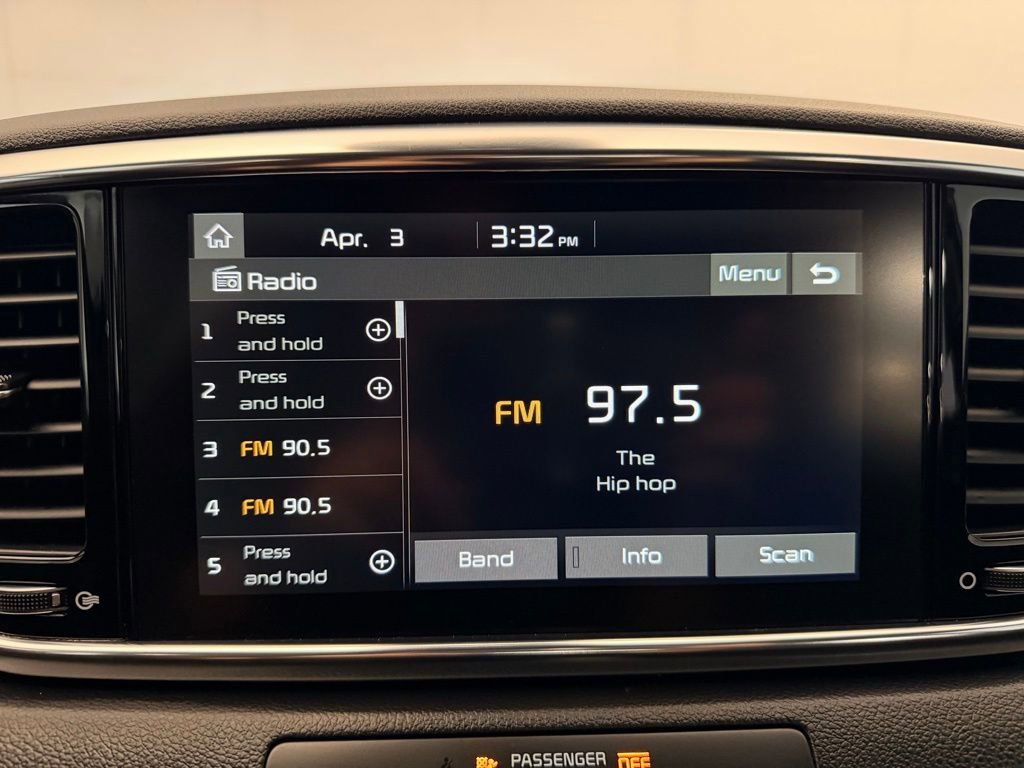 Used 2022 Kia Sportage EX AWD/4WD image 18