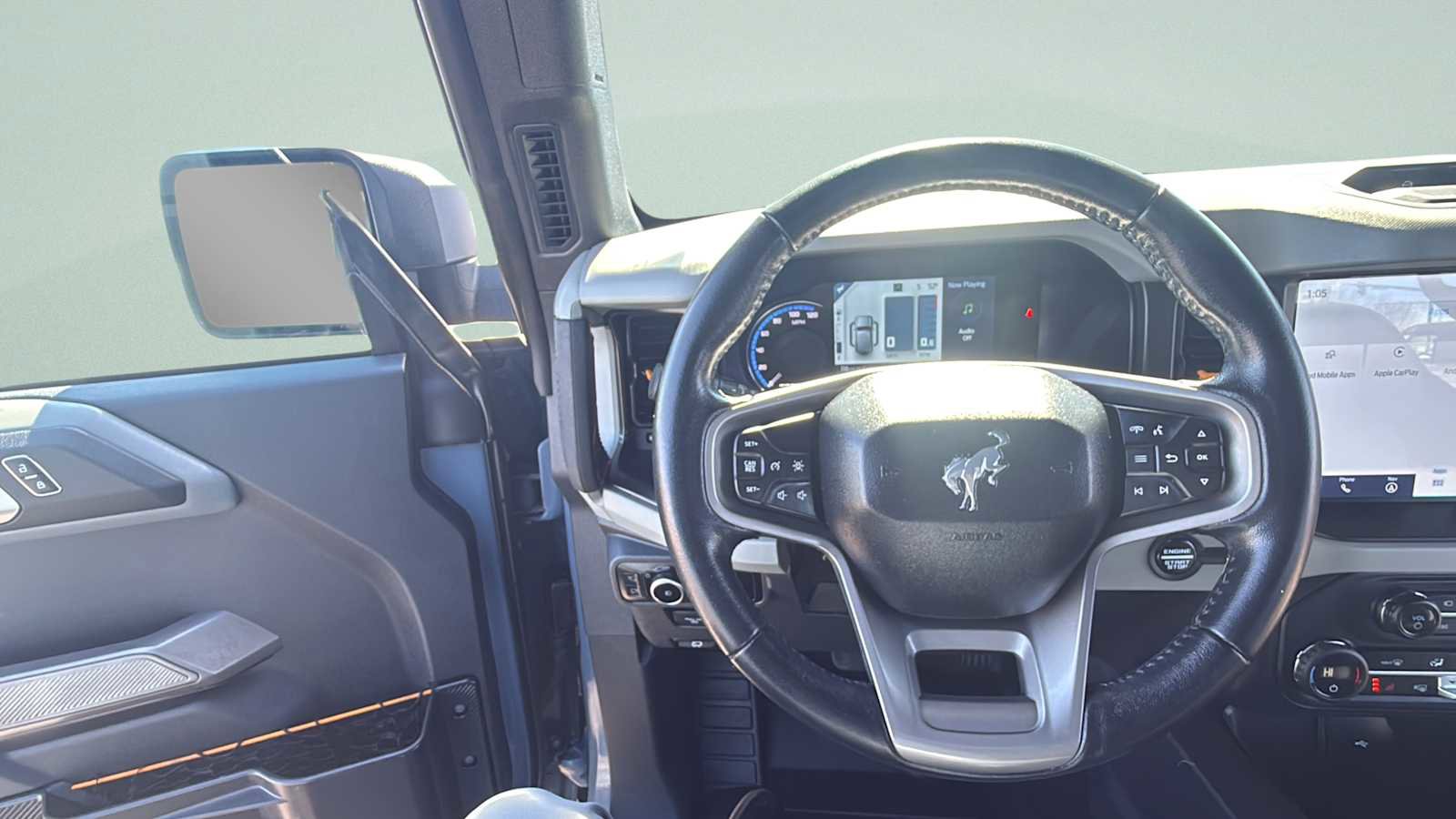 Used 2023 Ford Bronco Badlands image 26