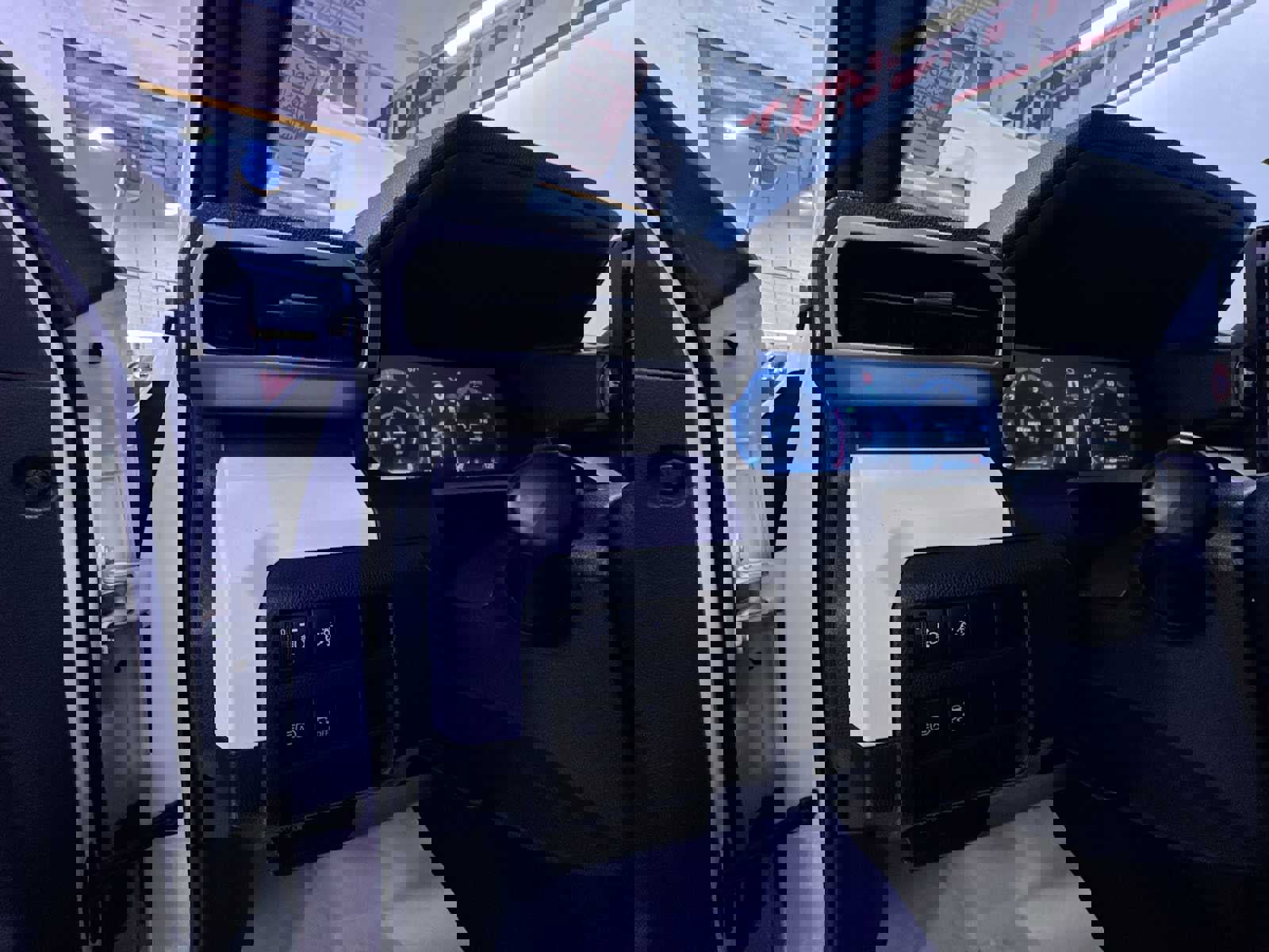 Used 2024 Toyota Tacoma TRD Off-Road image 16