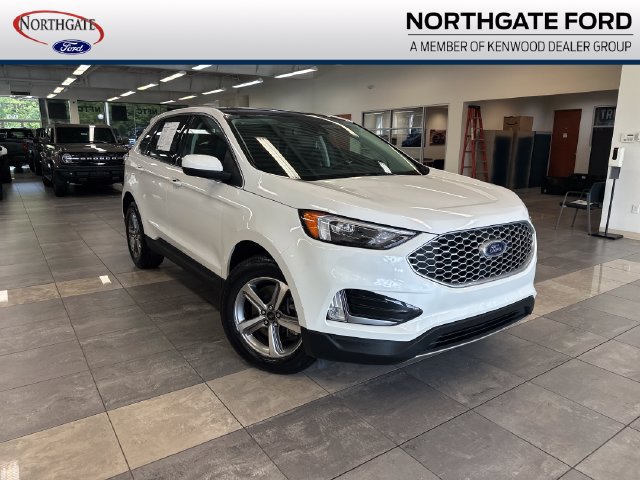 Used 2023 Ford Edge SEL w/ Convenience Package
