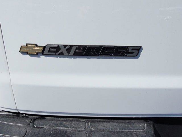 New 2025 Chevrolet Express 2500 w/ Driver Convenience Package RWD image 27