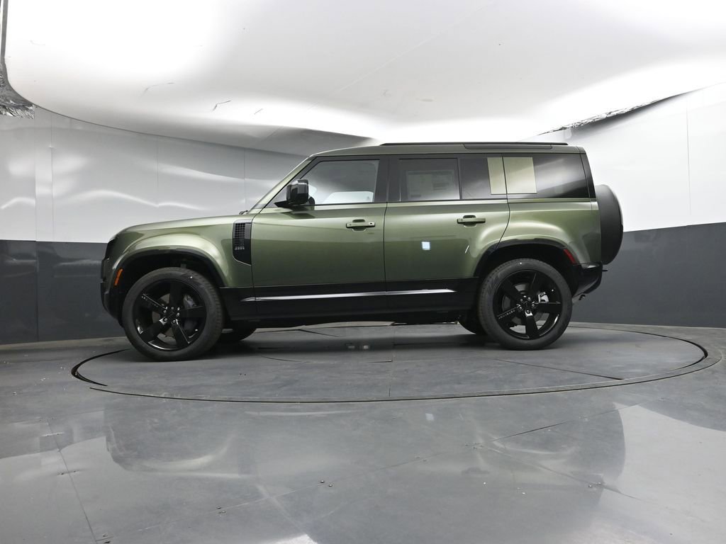 New 2026 Land Rover Defender 110 X-Dynamic SE AWD/4WD image 29