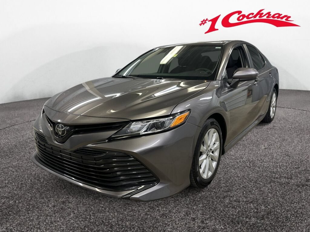 Used 2020 Toyota Camry LE FWD image 30