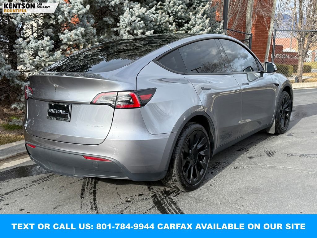 Used 2025 Tesla Model Y Long Range image 9