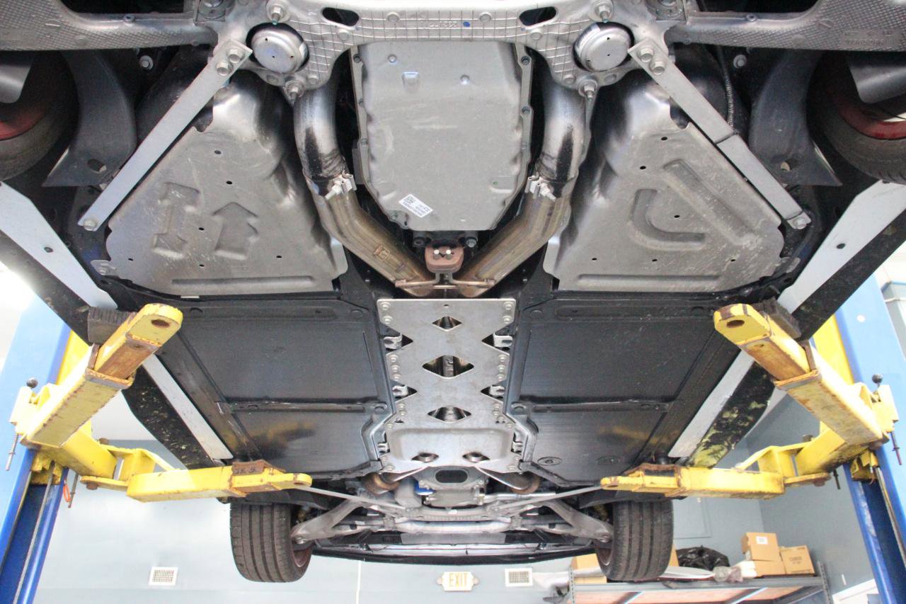 Used 2016 Chevrolet Corvette Stingray Coupe w/ 3LT Preferred Equipment Group RWD image 98