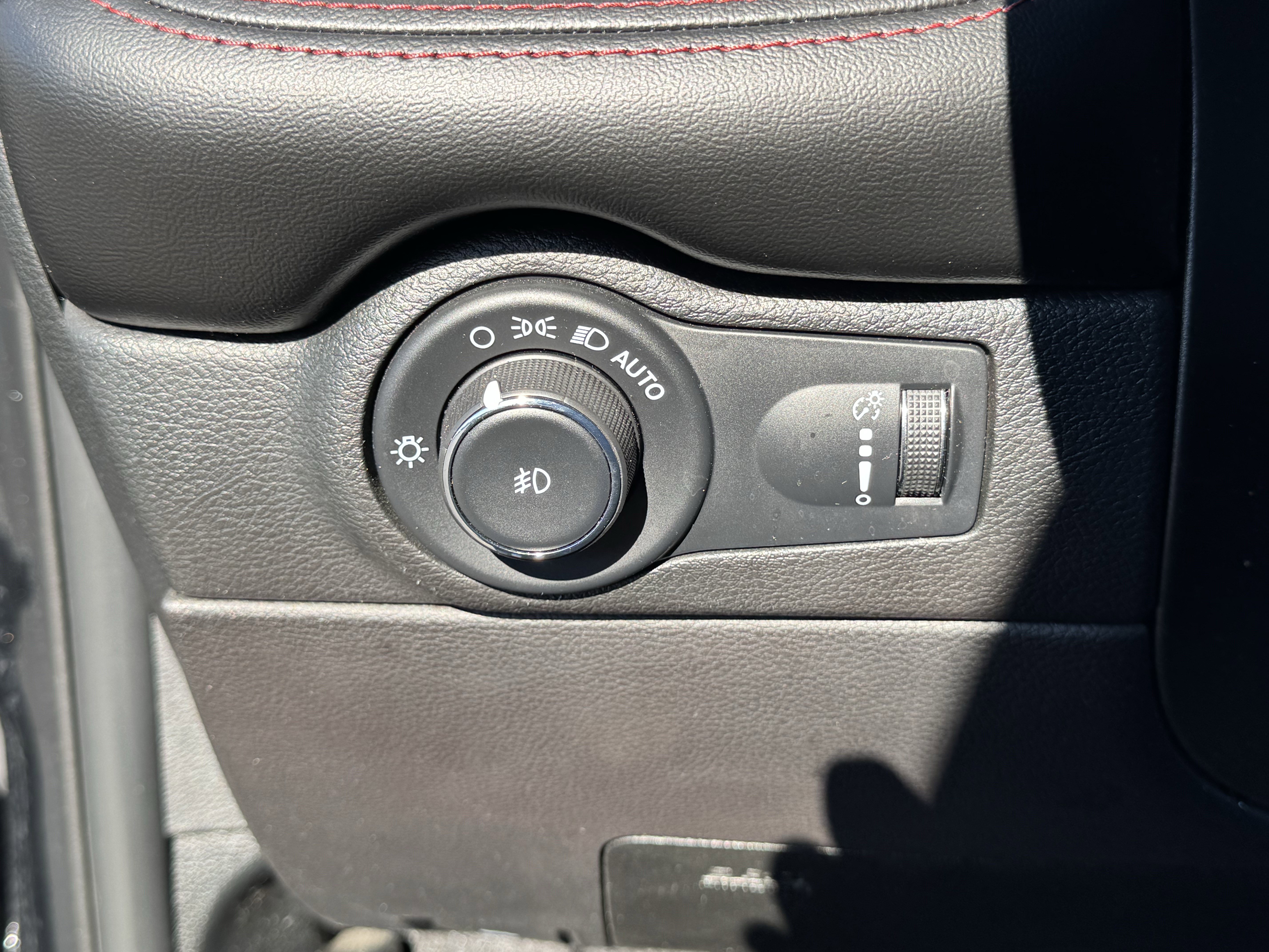 Used 2023 Dodge Durango R/T image 30