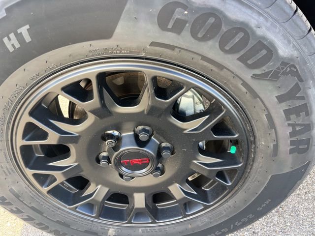 New 2025 Toyota Tacoma SR5 image 9