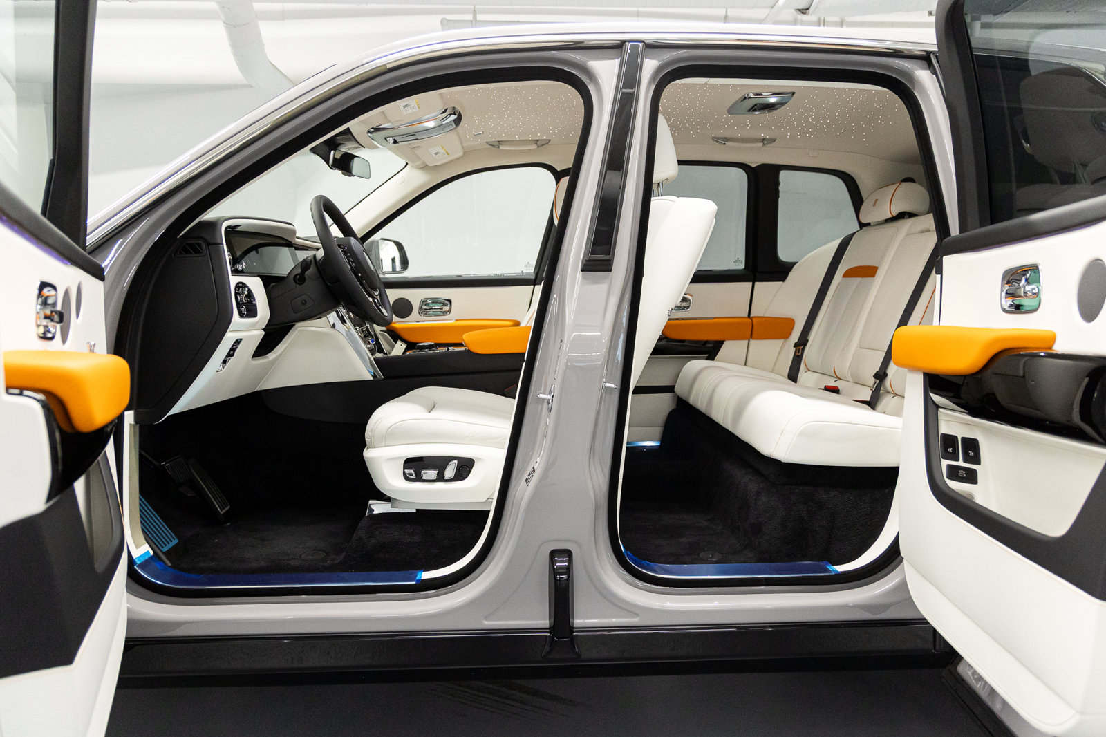 New 2027 Rolls-Royce Cullinan AWD/4WD image 26