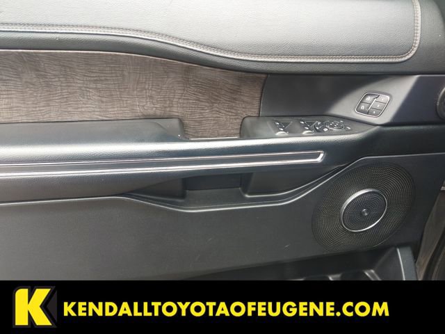 Used 2020 Ford Expedition Max Limited image 18