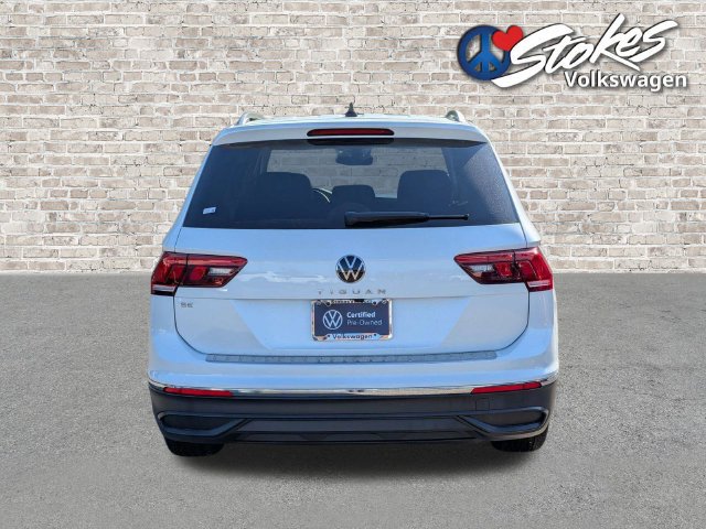 Certified 2023 Volkswagen Tiguan SE w/ Panoramic Sunroof Package FWD image 5