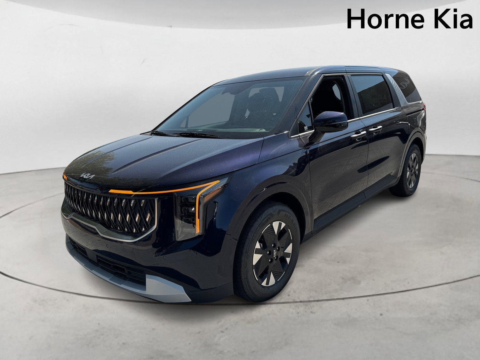 New 2026 Kia Carnival LXS image 7