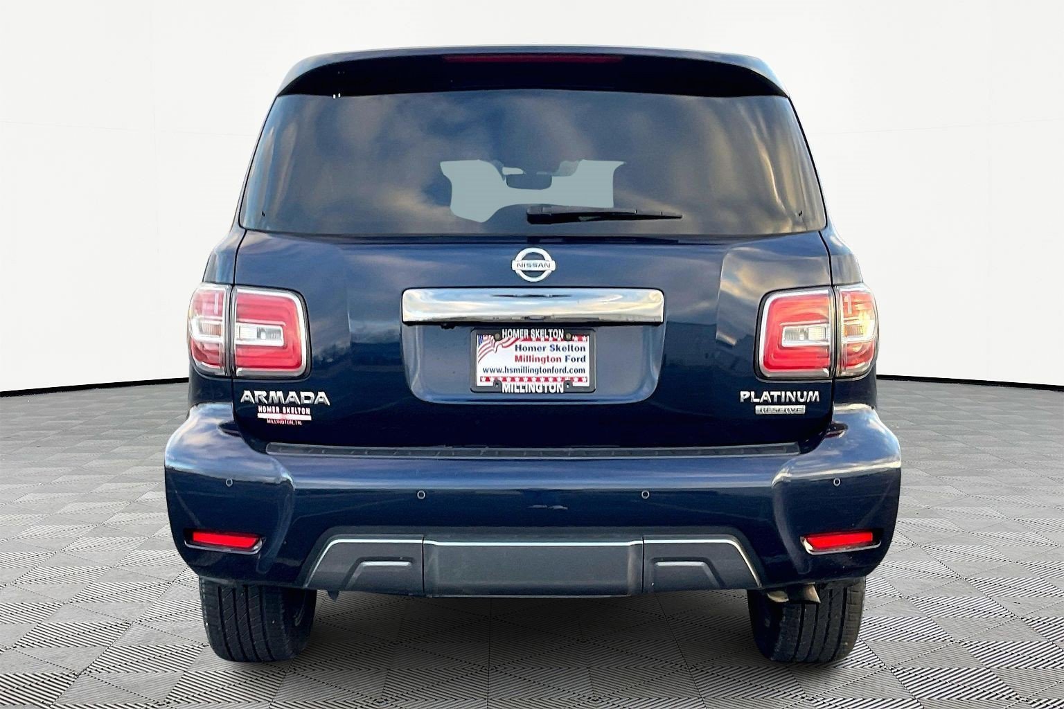 Used 2020 Nissan Armada Platinum w/ Platinum Reserve Package image 4