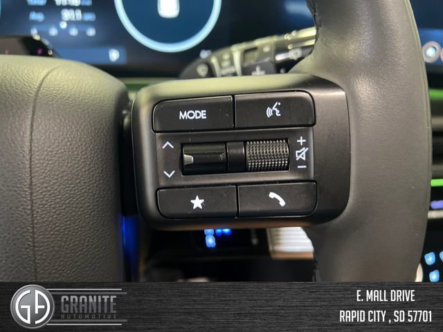 Used 2025 Hyundai Santa Fe Calligraphy AWD/4WD image 34