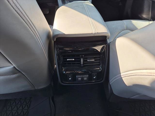 Used 2020 Toyota Avalon Limited w/ Advanced Safety Package FWD image 15
