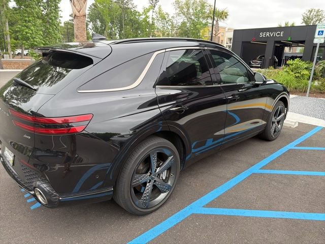 Used 2024 Genesis GV70 2.5T w/ Sport Prestige Package AWD/4WD image 5