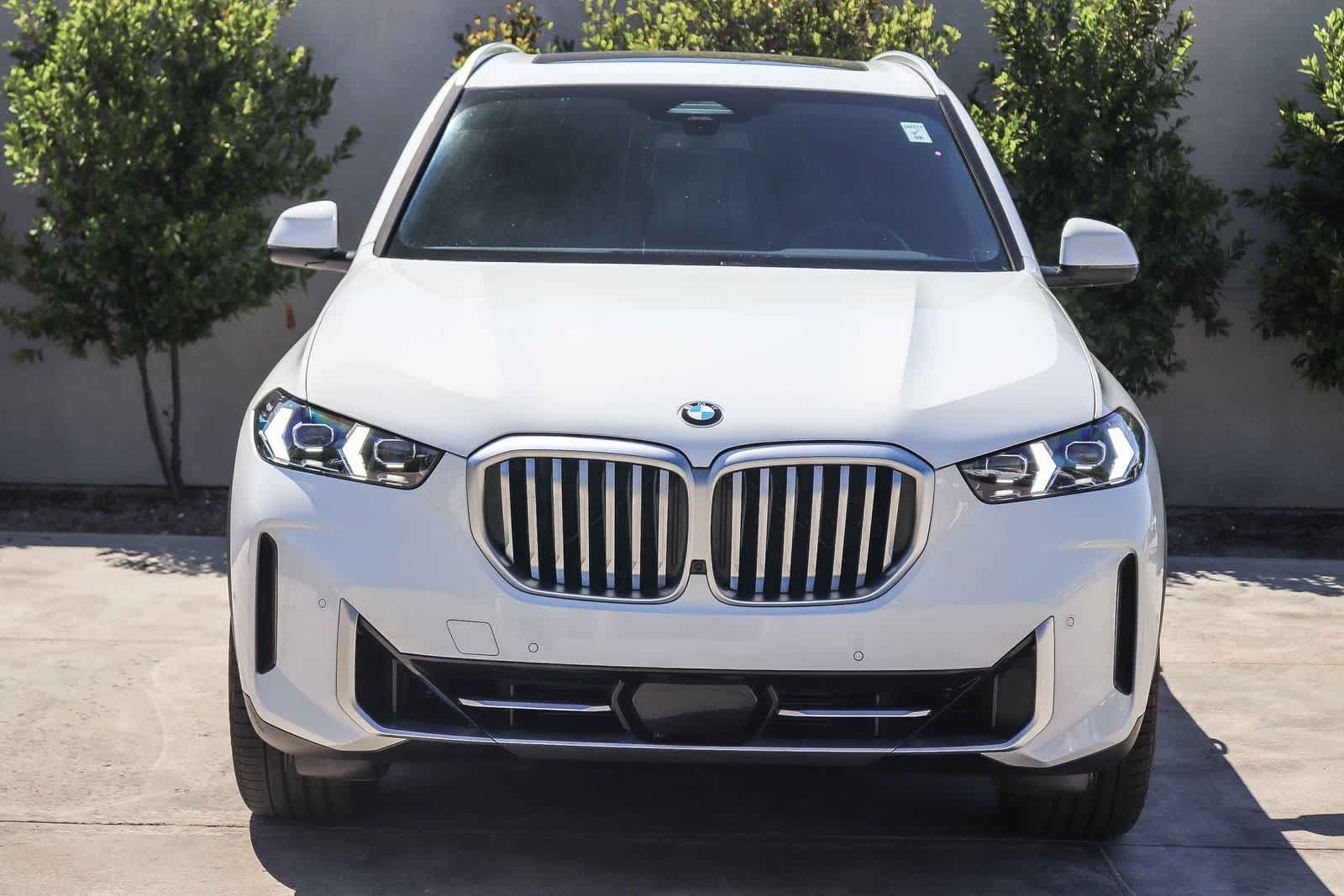 Used 2026 BMW X5 sDrive40i RWD image 2