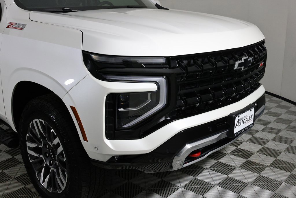 Used 2025 Chevrolet Suburban Z71 w/ Comfort Package image 47