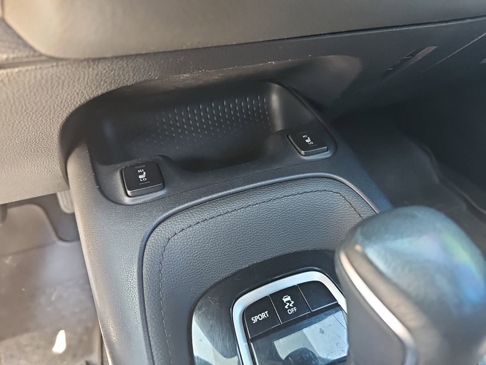 Used 2020 Toyota Corolla XSE FWD image 21