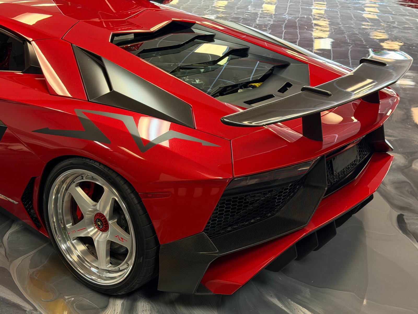 Used 2016 Lamborghini Aventador LP 750-4 Superveloce AWD/4WD image 7