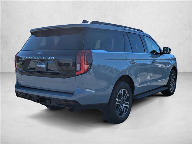 New 2026 Ford Expedition Active image 8