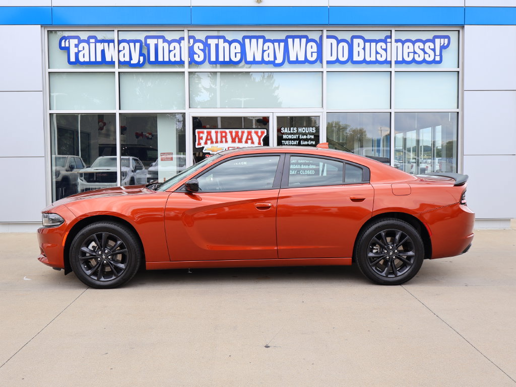 Used 2023 Dodge Charger SXT w/ Blacktop Package AWD/4WD image 7
