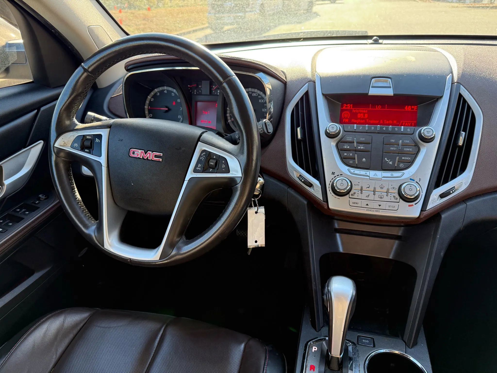 Used 2011 GMC Terrain SLT image 20