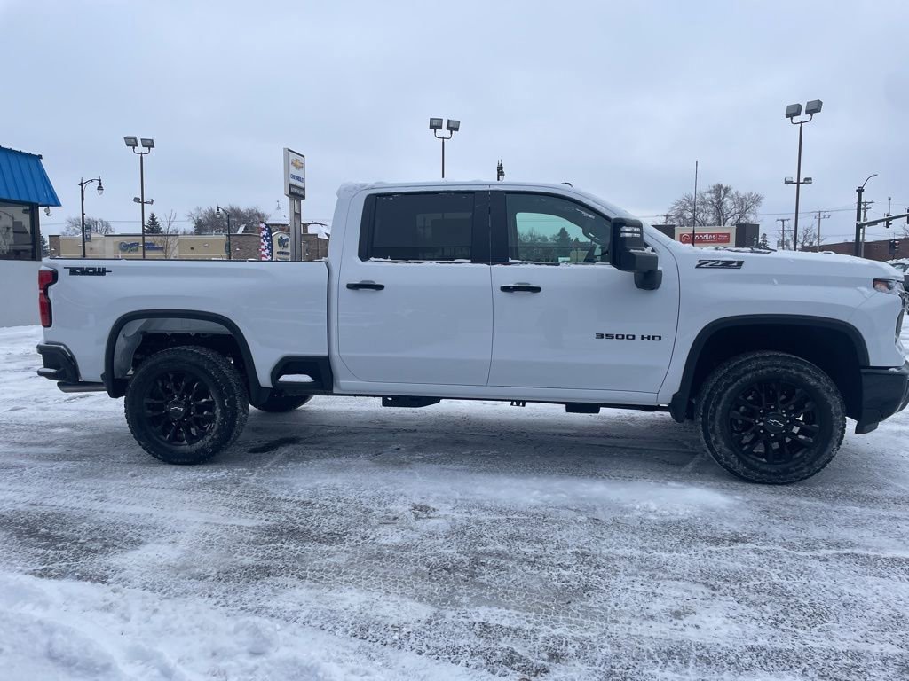 New 2026 Chevrolet Silverado 3500 LT w/ Trail Boss Package image 4