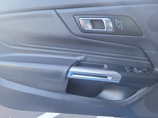 Used 2024 Ford Mustang Premium image 20