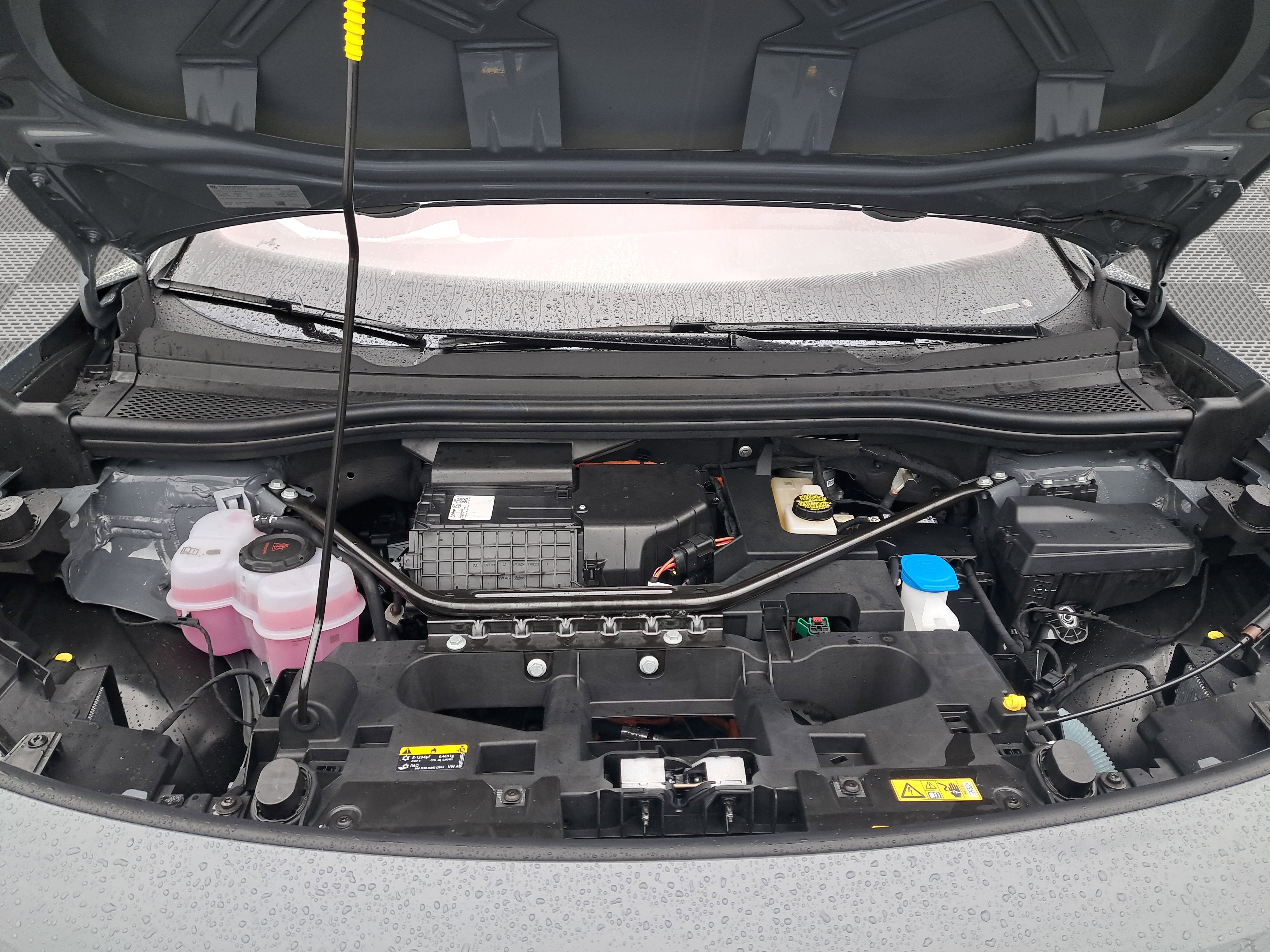 New 2025 Volkswagen ID.4 Pro S image 28