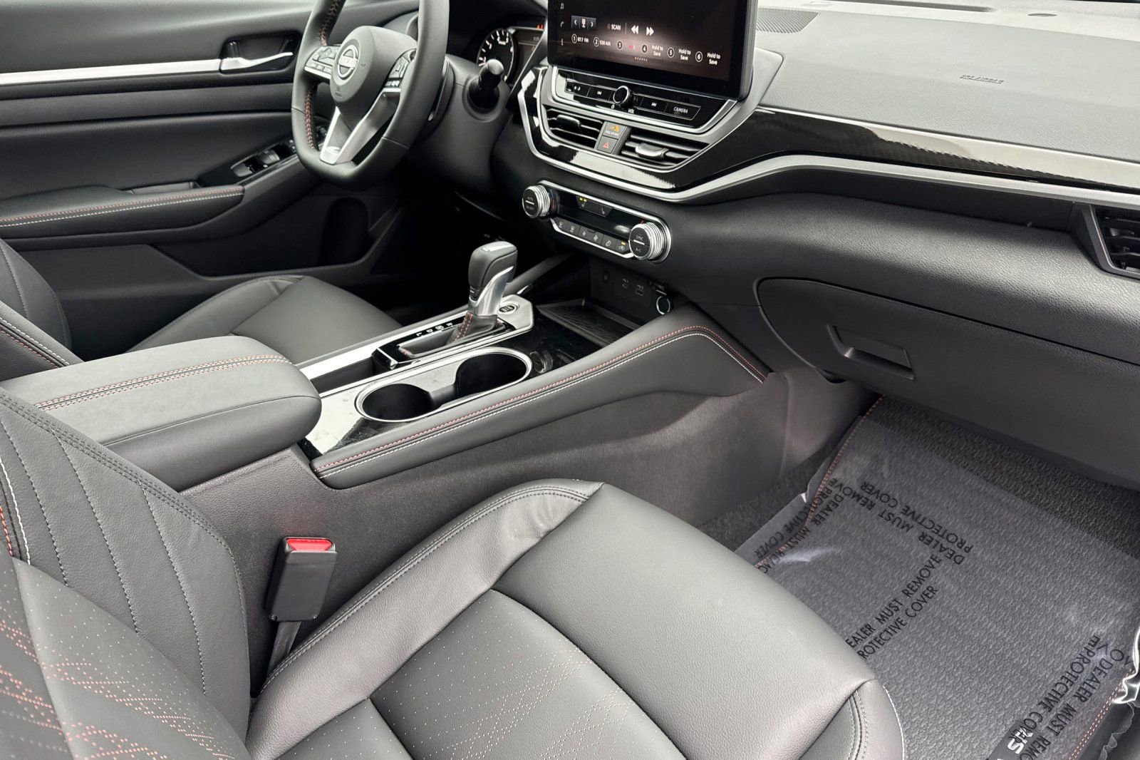 New 2025 Nissan Altima 2.5 SR w/ SR Premium Package image 12