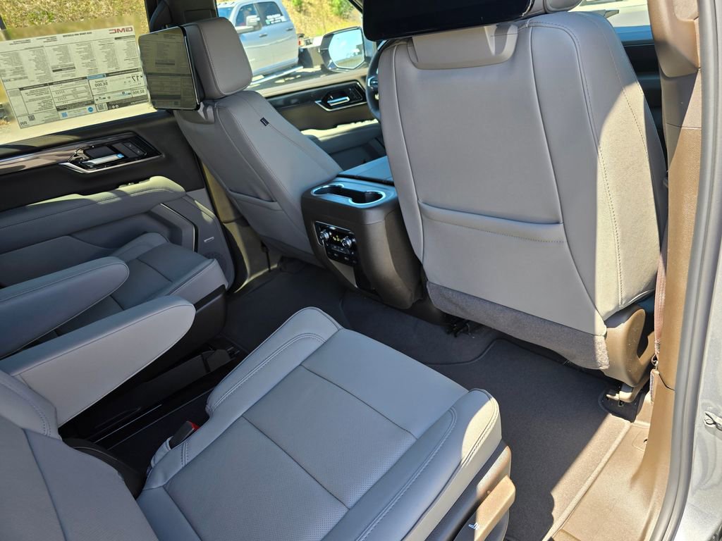 New 2026 GMC Yukon Elevation w/ Elevation Premium Package AWD/4WD image 27