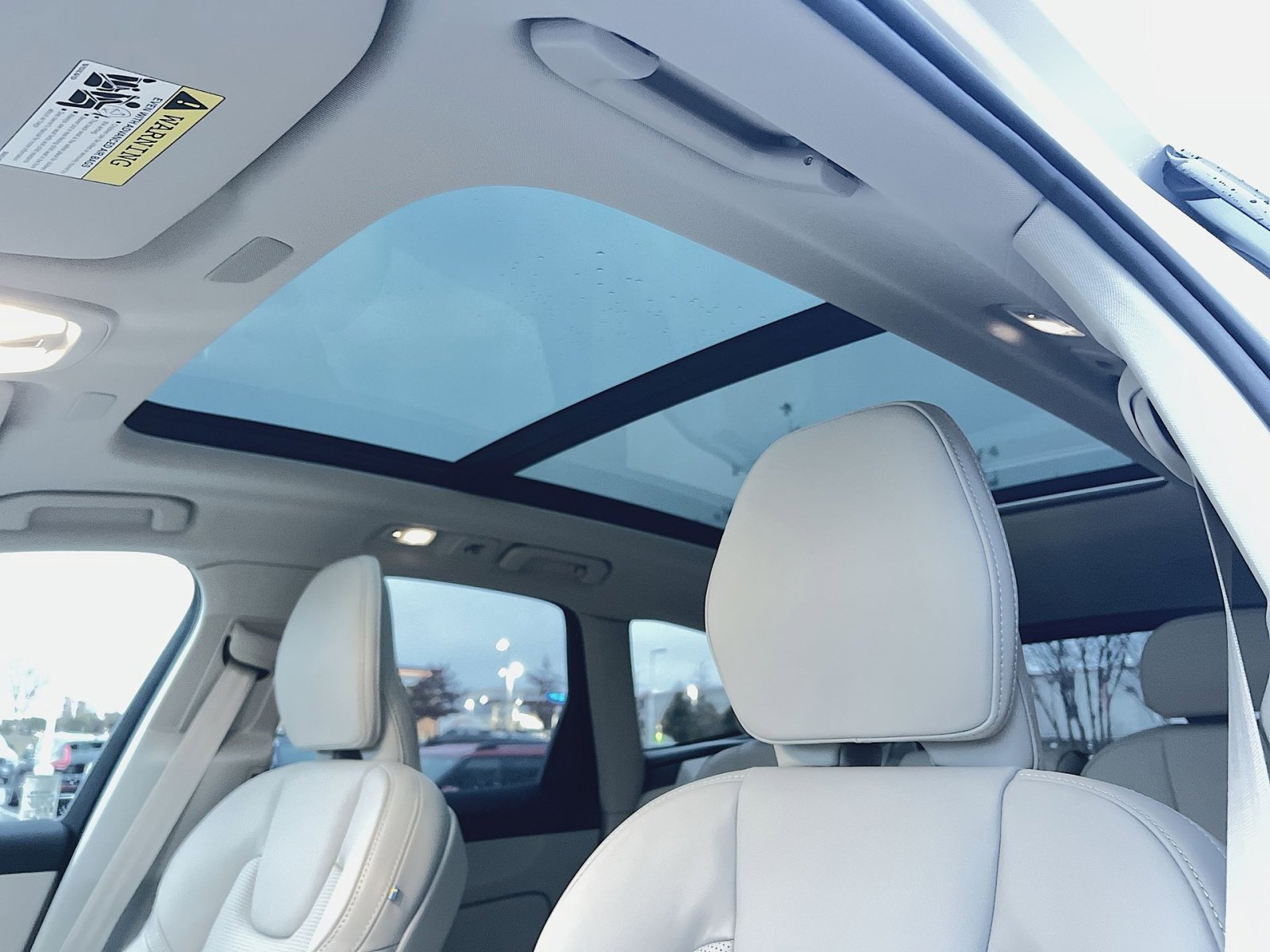 New 2026 Volvo XC60 B5 Ultra w/ Protection Package Premier image 24