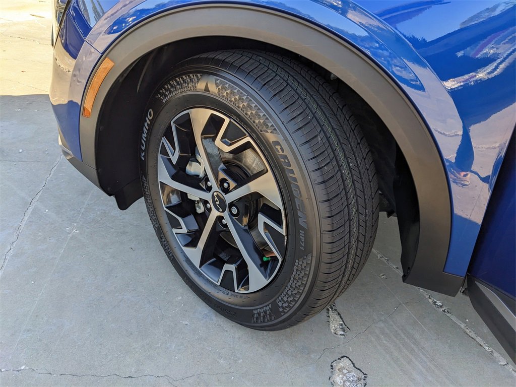 Certified 2024 Kia Sportage EX image 36