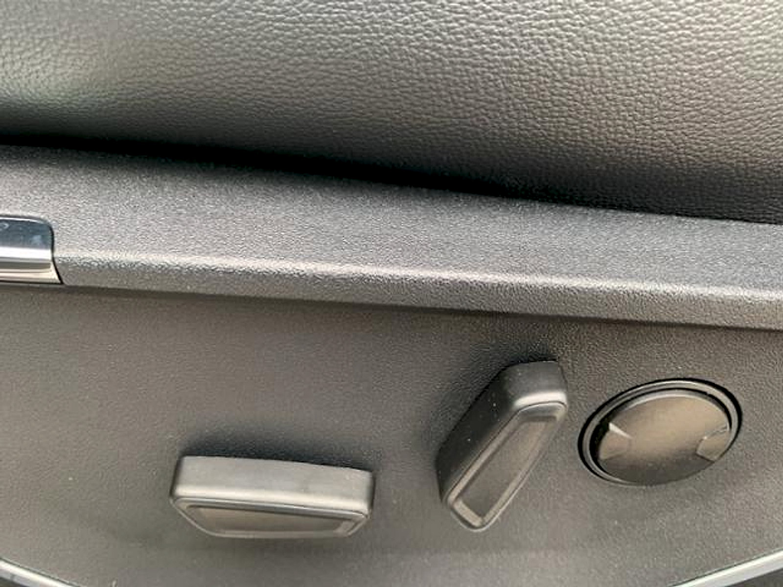 New 2024 Ford F250 Lariat w/ Lariat Ultimate Package image 15