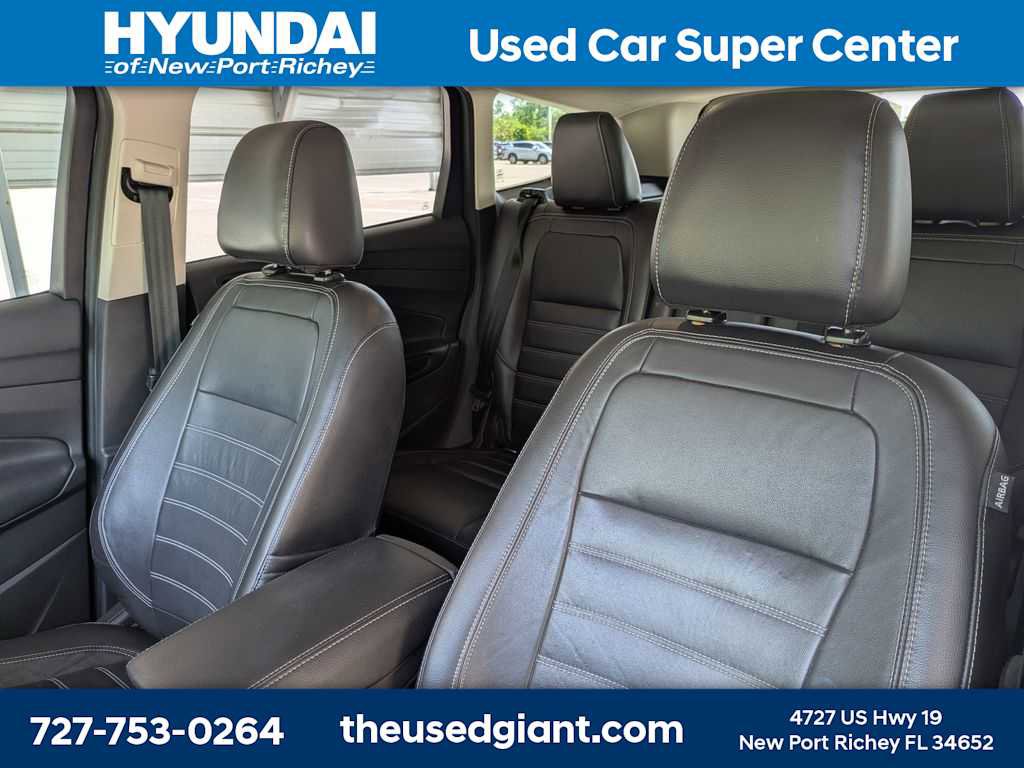 Used 2017 Ford Escape Titanium w/ Equipment Group 301A FWD image 7