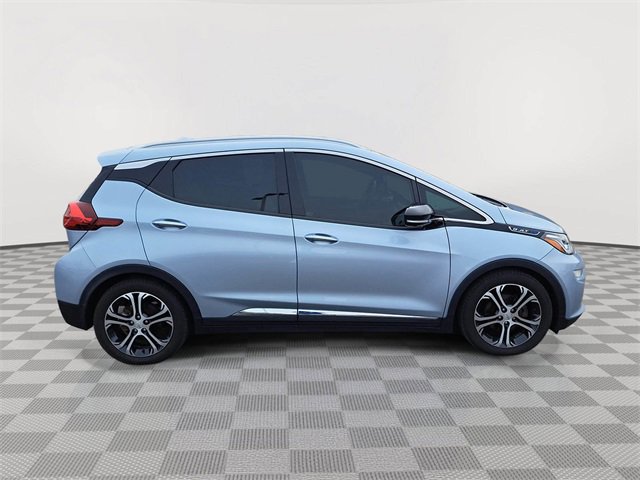 Used 2017 Chevrolet Bolt Premier w/ Driver Confidence II Package image 6