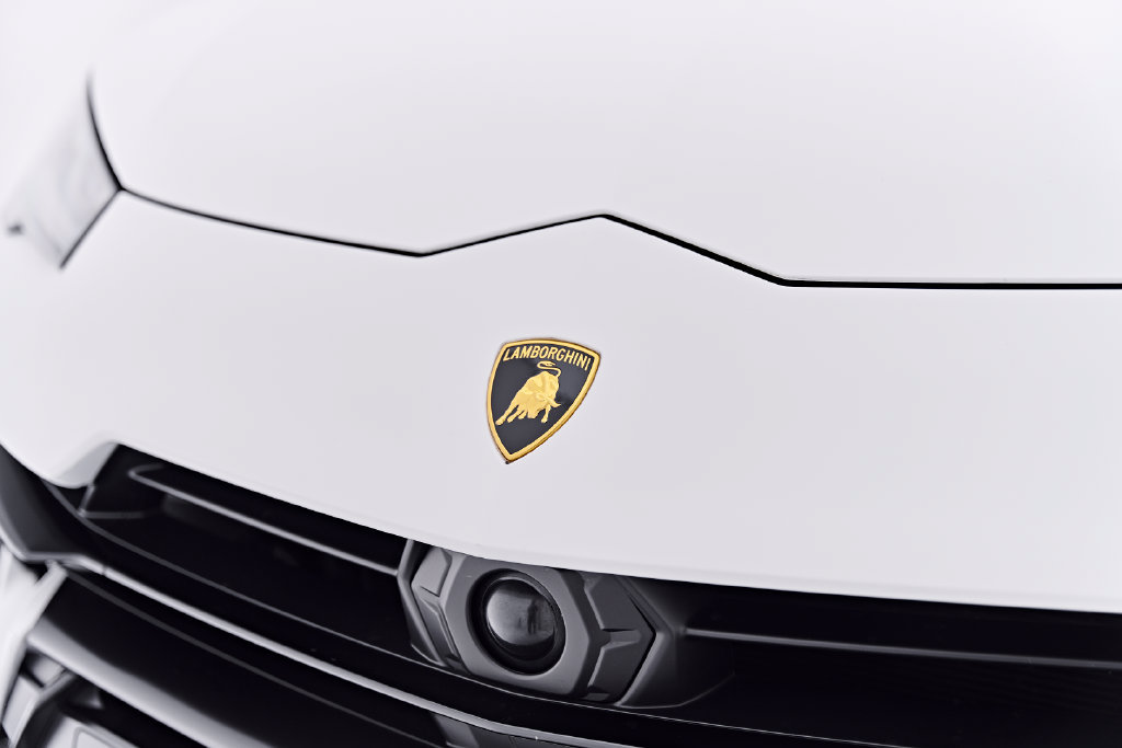 Used 2023 Lamborghini Urus Performante AWD/4WD image 21
