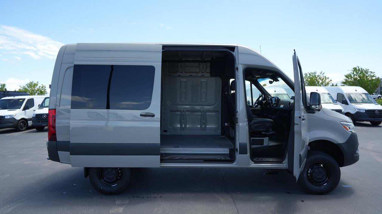New 2026 Mercedes-Benz Sprinter 2500 image 5