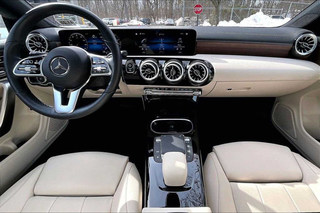Certified 2023 Mercedes-Benz CLA 250 4MATIC image 15