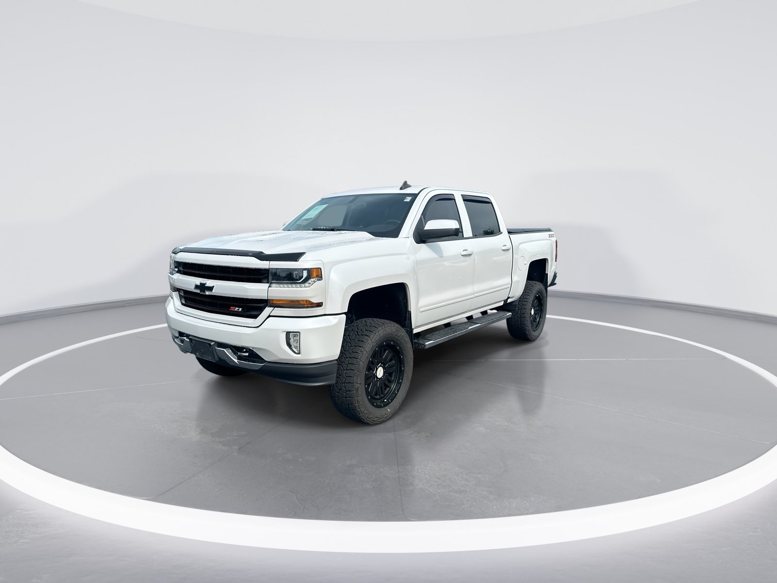 Used 2017 Chevrolet Silverado 1500 LT w/ All Star Edition AWD/4WD image 5