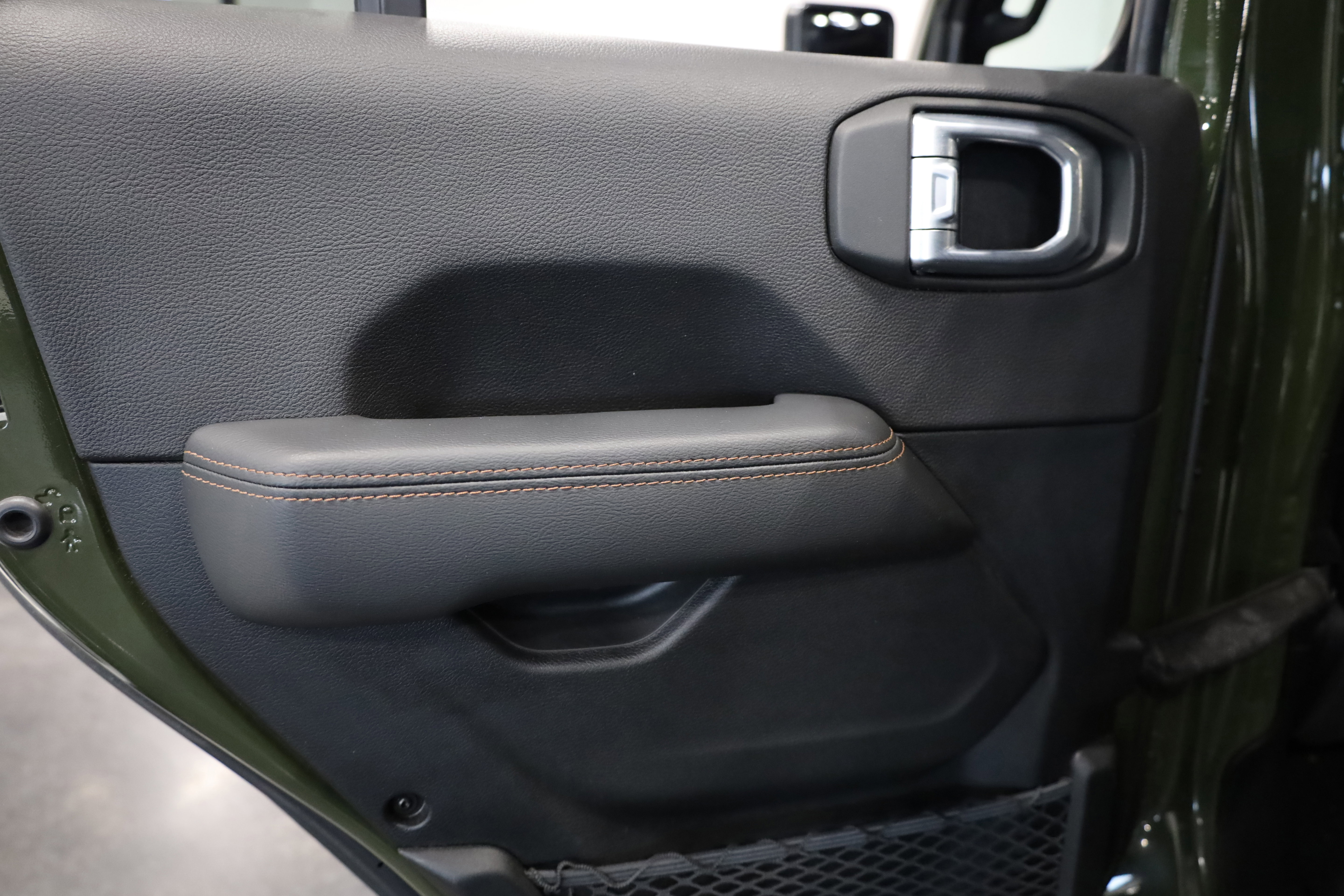 Used 2021 Jeep Wrangler Unlimited Rubicon w/ Trailer Tow Package image 37