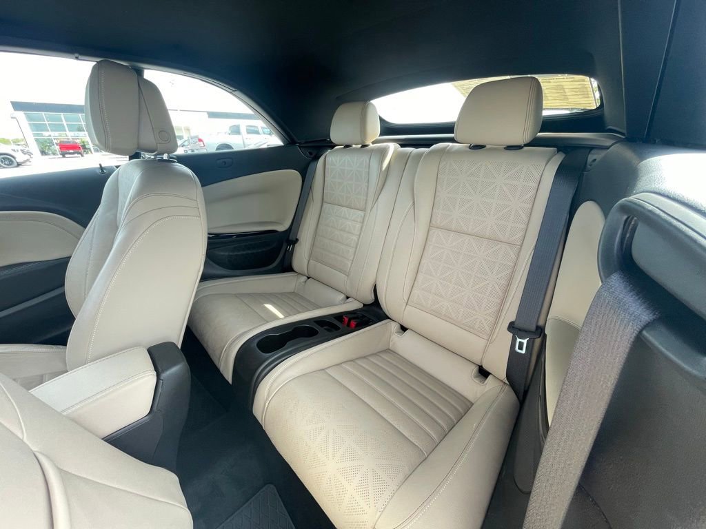 Used 2018 Buick Cascada Premium image 24