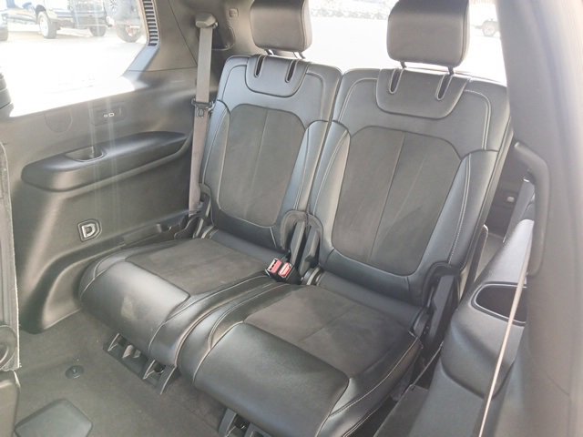 Used 2023 Jeep Grand Cherokee L Laredo image 25