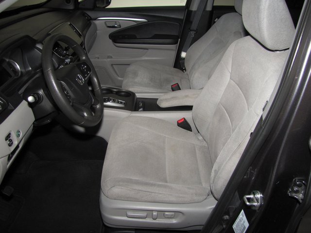 Used 2021 Honda Pilot EX image 9