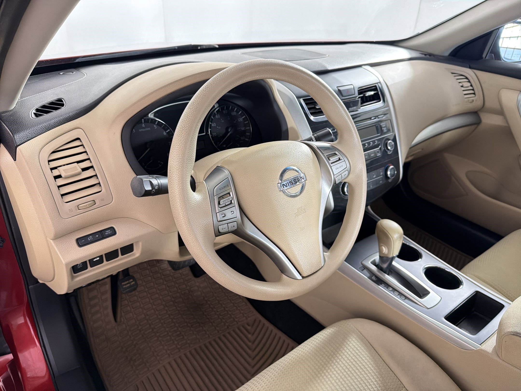 Used 2015 Nissan Altima 2.5 S w/ Power Driver Seat Package image 4