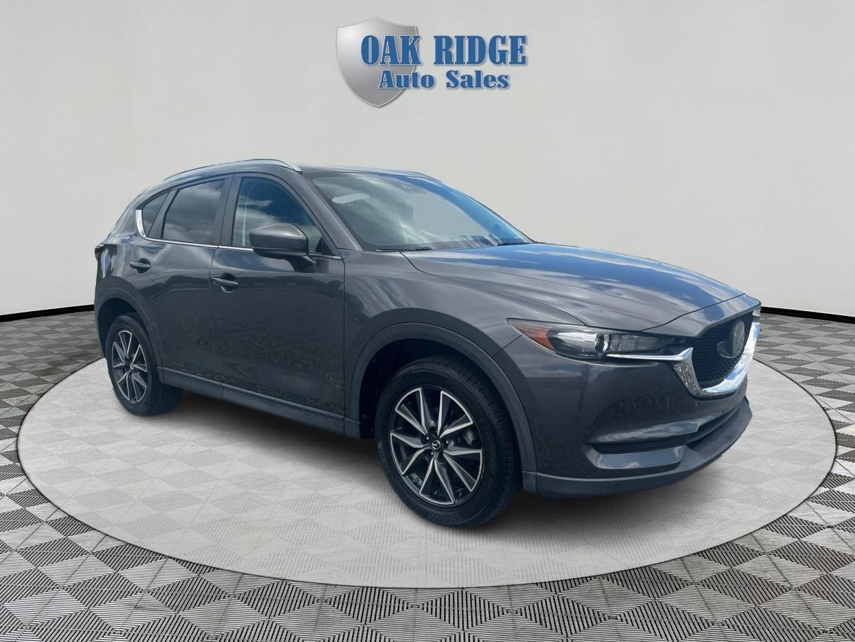 Used 2018 MAZDA CX-5 Touring w/ Preferred Equipment Package FWD image 3